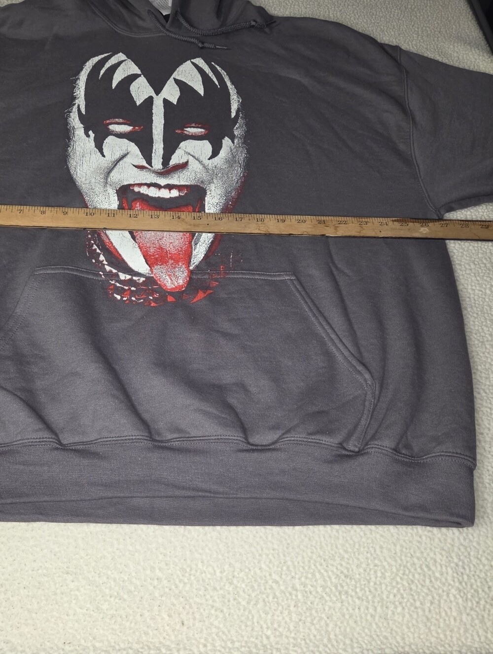 Kiss Gray Graphic Hoodie Sweatshirt with Red Accent Size 2XL - Picture 3 of 7